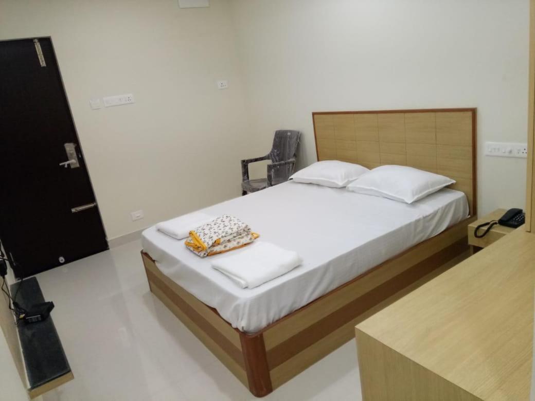 Karthickresidency Salem Esterno foto